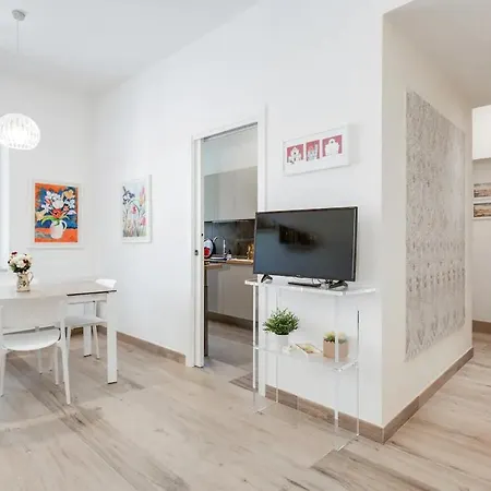 アパート Modern Flat With Ponte Vecchio Outside Your Door フィレンツェ